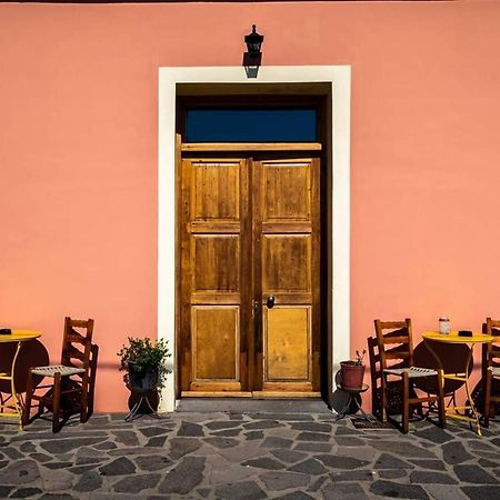 Ξενώνας Αρσινόη- Μεγαλοχωρι -Μέθανα Exterior foto