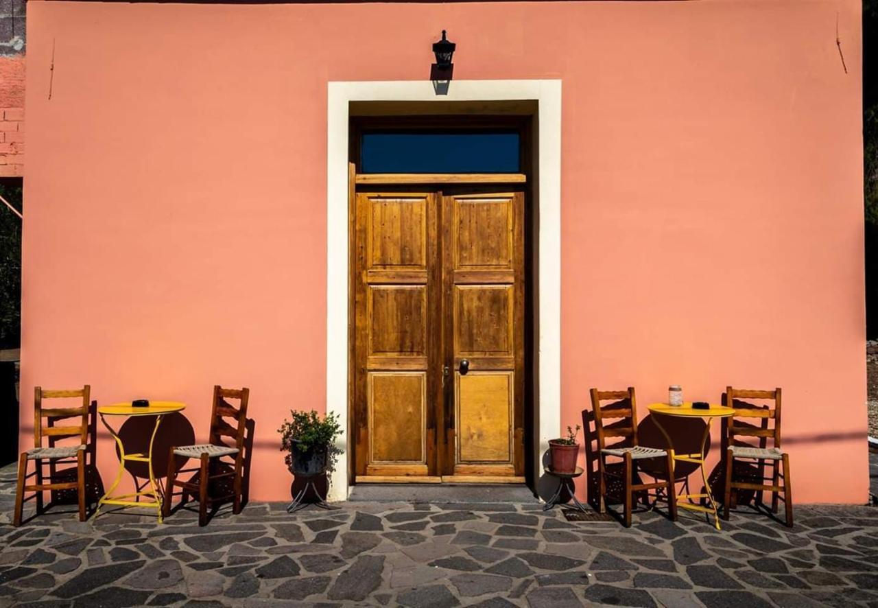 Ξενώνας Αρσινόη- Μεγαλοχωρι -Μέθανα Exterior foto