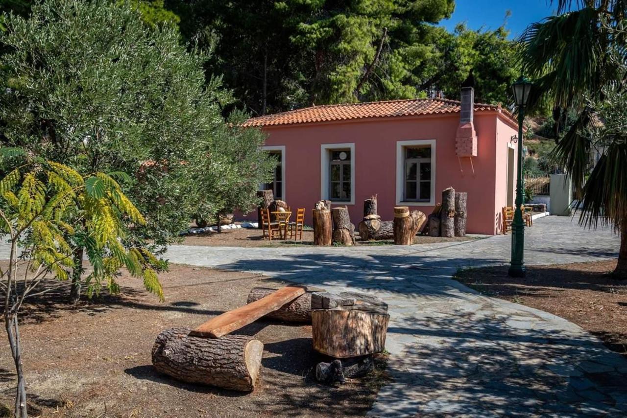 Ξενώνας Αρσινόη- Μεγαλοχωρι -Μέθανα Exterior foto