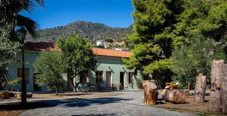 Ξενώνας Αρσινόη- Μεγαλοχωρι -Μέθανα Exterior foto